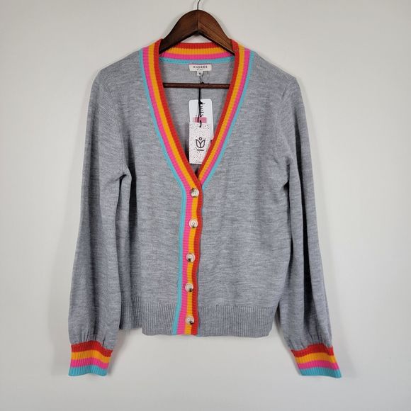 Andree by Unit Women's Medium Gray Button Up Cardigan Sweater New - Picture 1 of 7